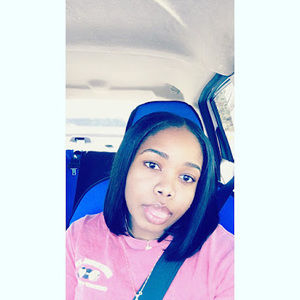 Meet your Posher, Victoria